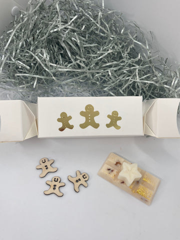 GINGERBREAD TWIST LOCK CRACKER BOX - SMALL