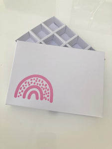 PINK RAINBOW WHITE LID 12 CAVITY INSERT BOX 168 X 115 X 26mm