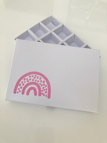 PINK RAINBOW WHITE LID 12 CAVITY INSERT BOX 168 X 115 X 26mm